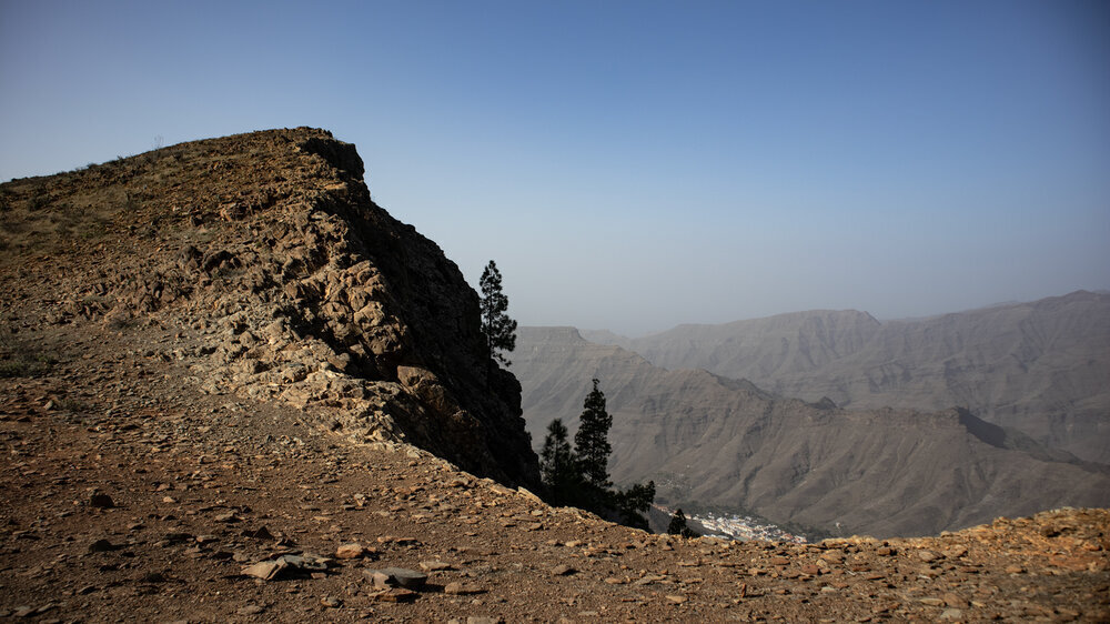 Von der Degollada de las Lapas öffnet sich der Blick in den Barranco de Mogán