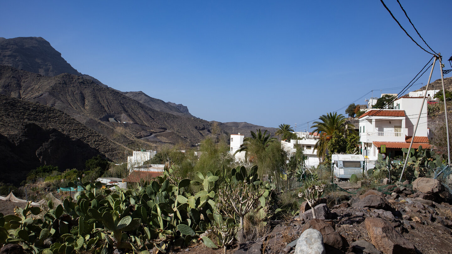 Das kleine Dorf El Risco an der Westküste Gran Canarias – Ausgangspunkt der Wanderung.