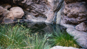 Quellwasser aus den Bergen von Tirma: Charco Azul.