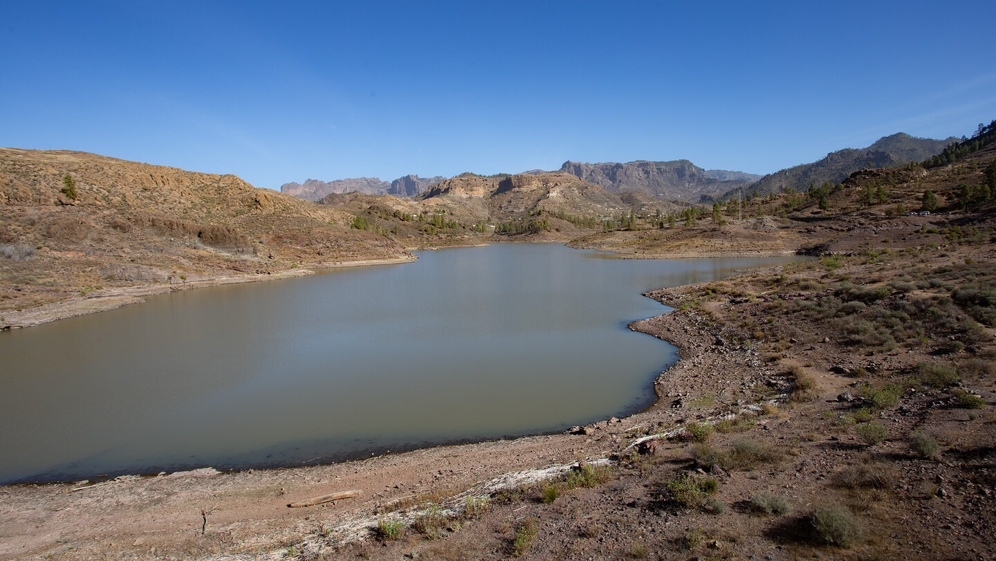 Der Chira-See ist einer der größten Stauseen Gran Canarias.