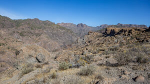 Blick über die Soria-Schlucht bis zum Roque Nublo.