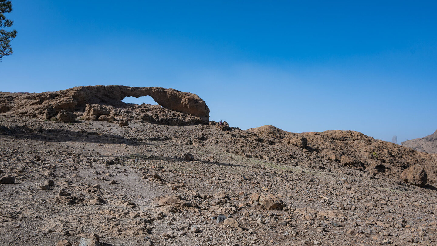 Der Felsbogen Ventana del Nublo zählt zu den markanten Formationen im Umfeld des Roque Nublo.