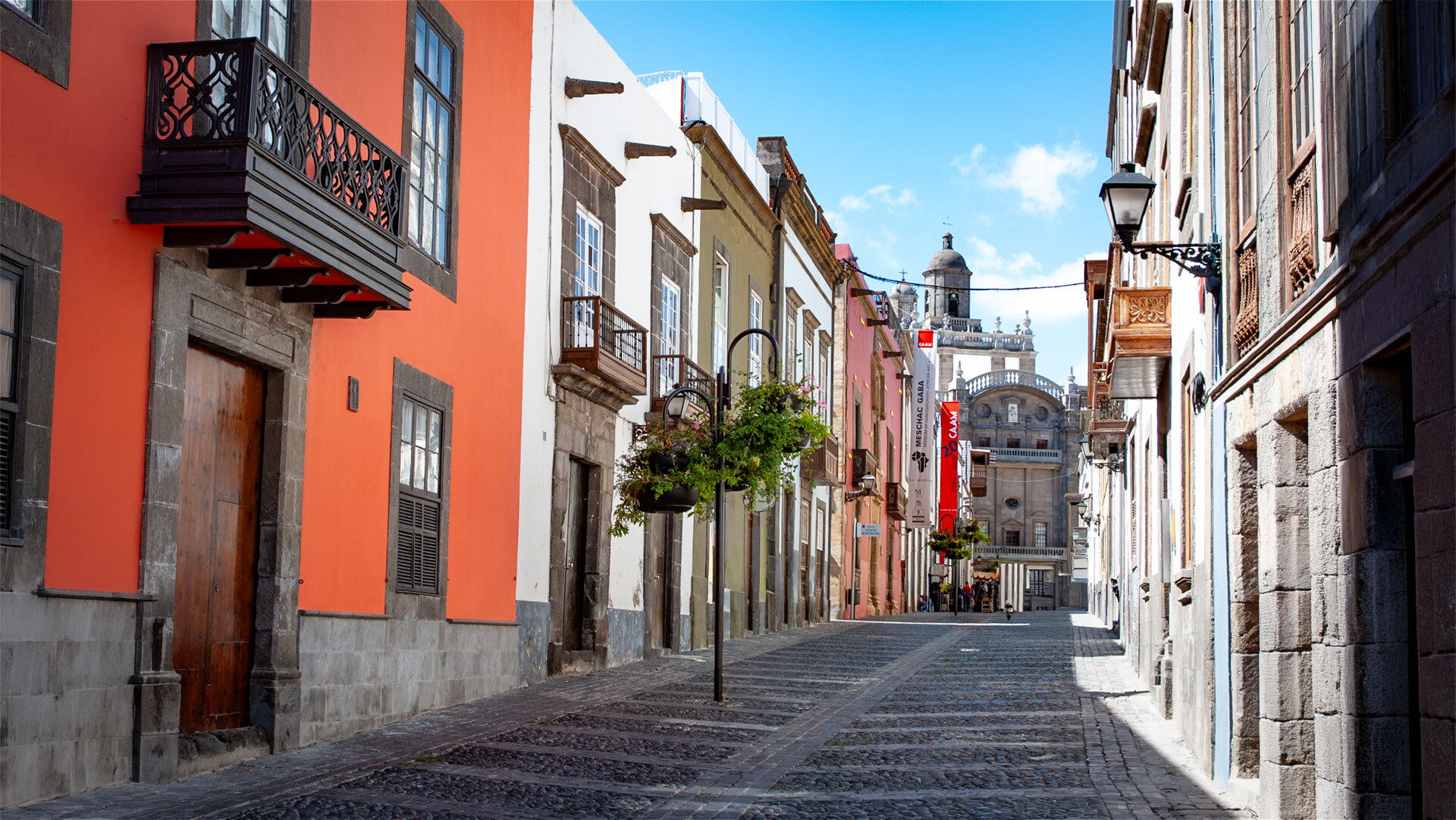 Die Altstadtgasse im ältesten Stadtviertels von Las Palmas de Gran Canaria.