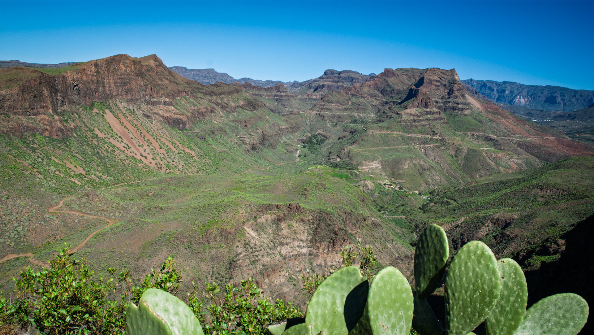 Der Barranco de Fataga wird oft als „Grand Canyon Gran Canarias" bezeichnet und zählt zu den eindrucksvollsten Schluchten der Insel.
