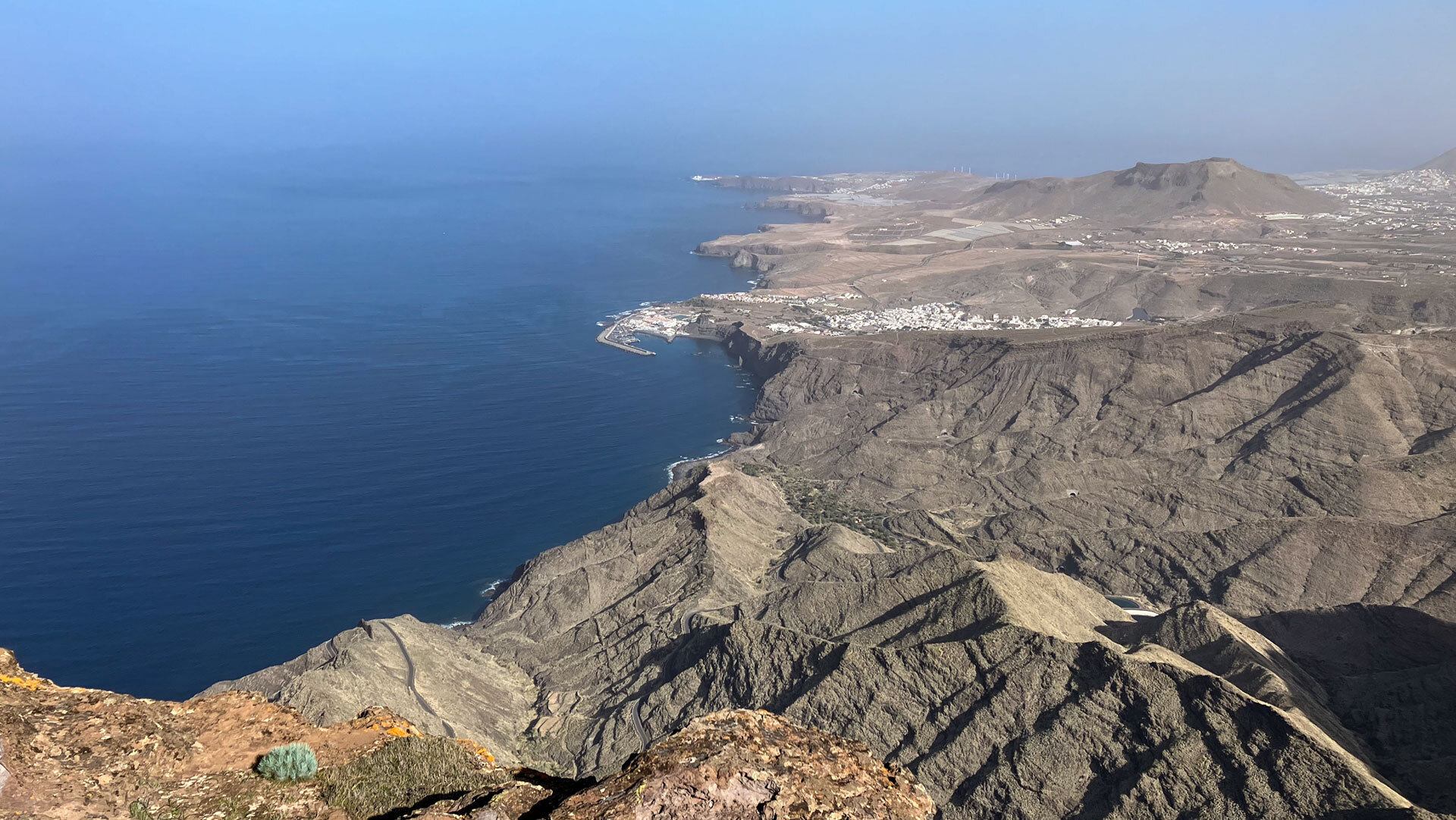 Blick vom Aussichtspunkt Morro de las Lechugas über die Küste.