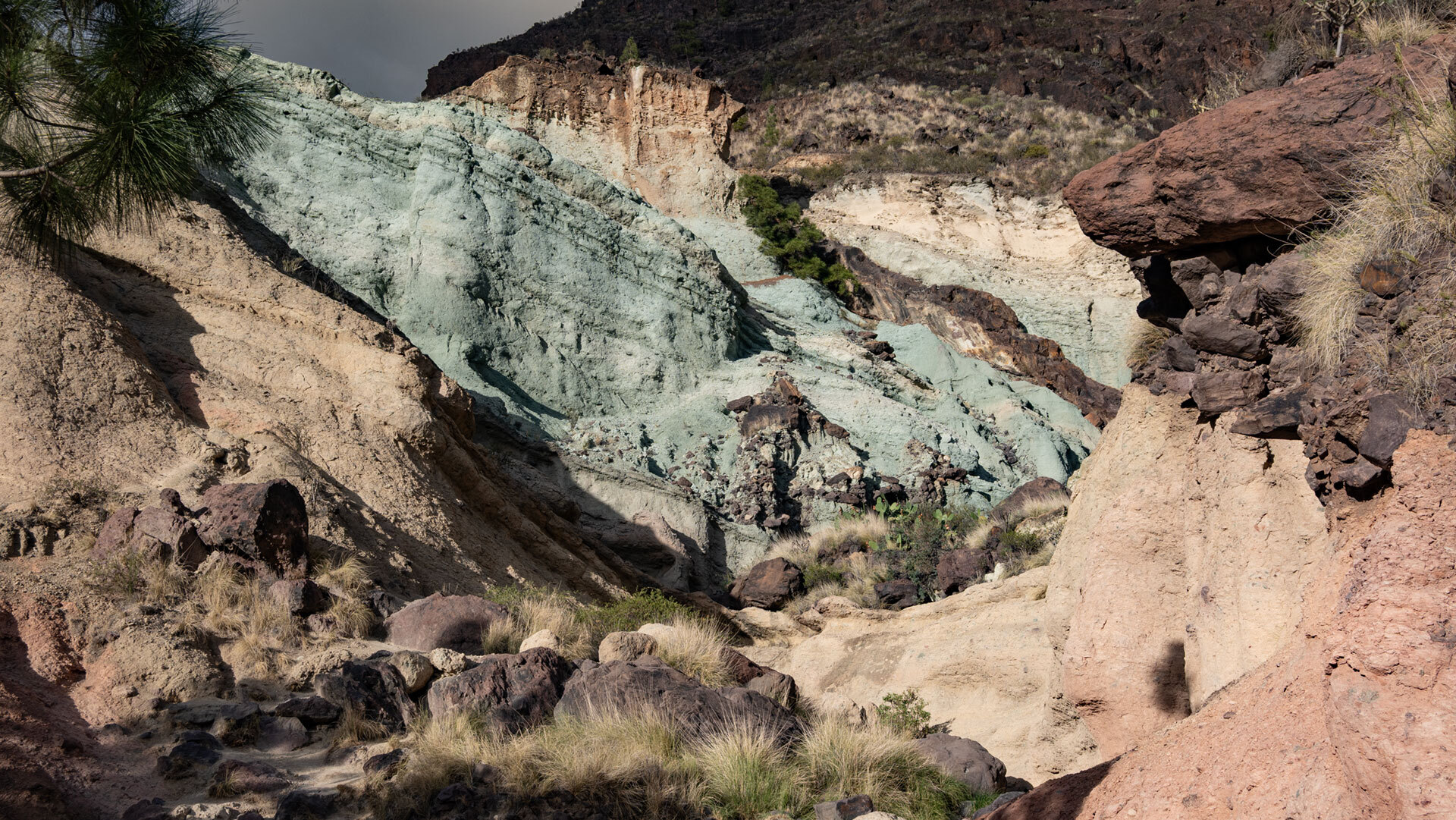 Los Azulejos zählen zu den auffälligsten Naturphänomenen Gran Canarias.