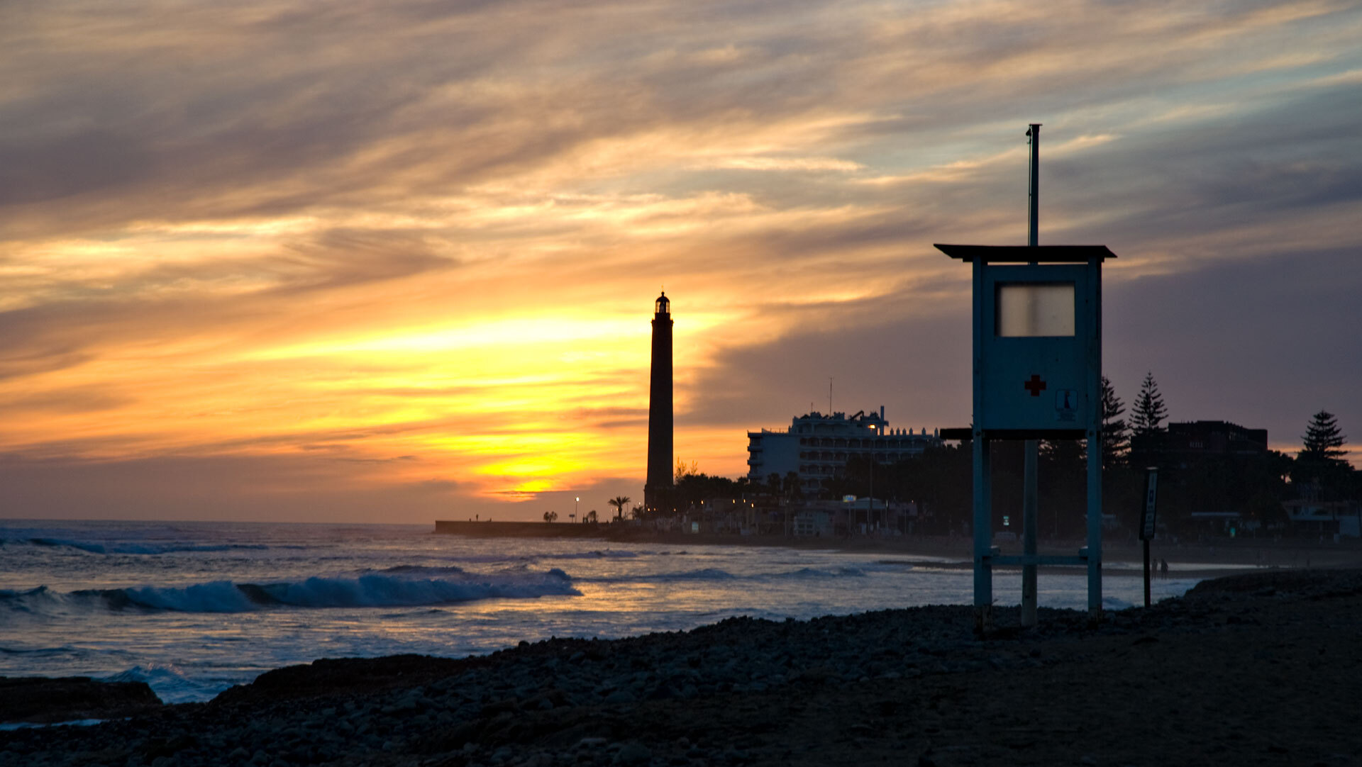 Faro de Maspalomas – der Leuchtturm an der Südspitze Gran Canarias ist das ikonischste Wahrzeichen des Südens.