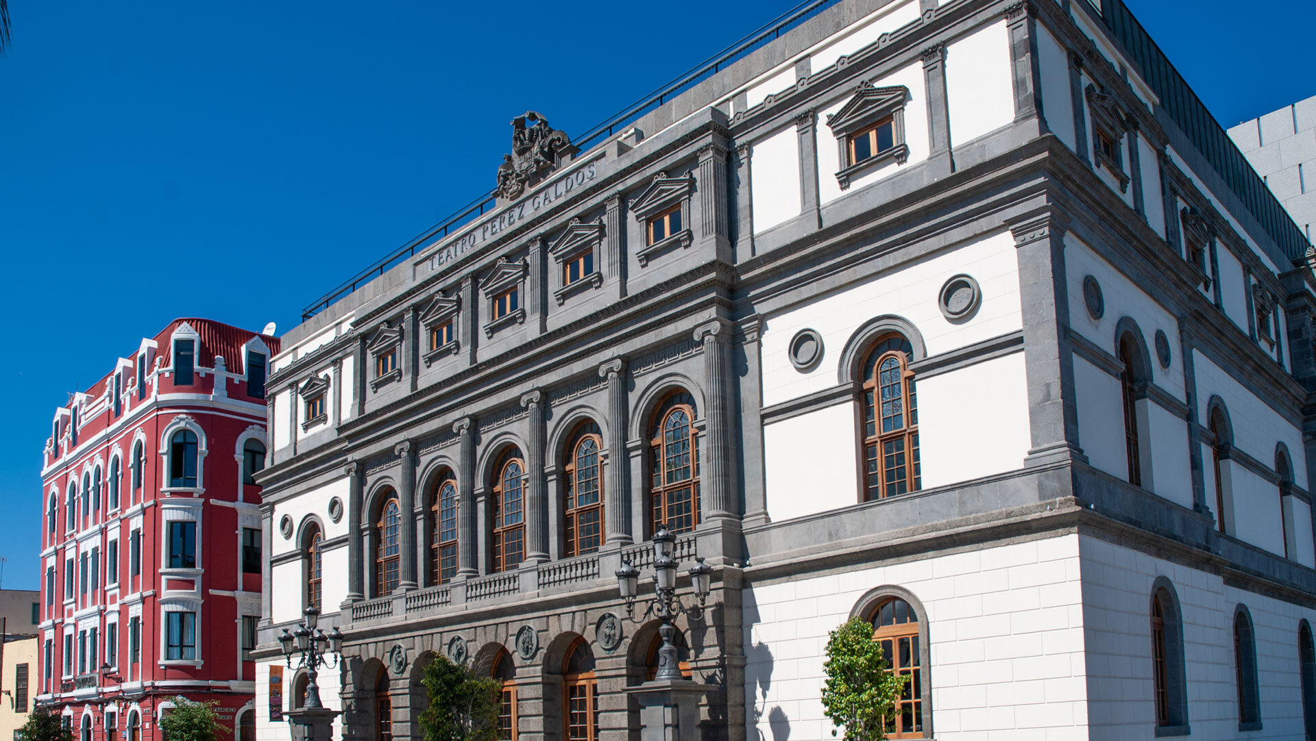 Das Teatro Pérez Galdós in Las Palmas de Gran Canaria – benannt nach dem bedeutendsten Schriftsteller der Insel.